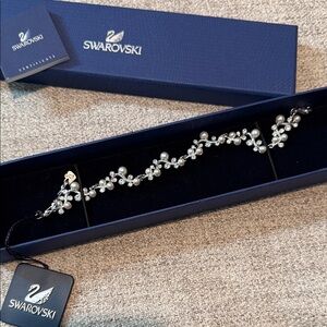 NIB- Swarovski Bracelet with Pearls